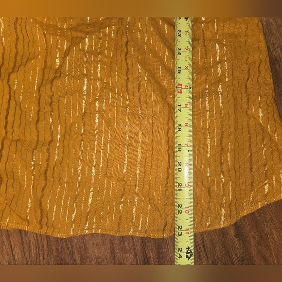 Lauren Conrad Gold Ruffle Tinsel Flutter Sleeve Small Top - Picture 6 of 8